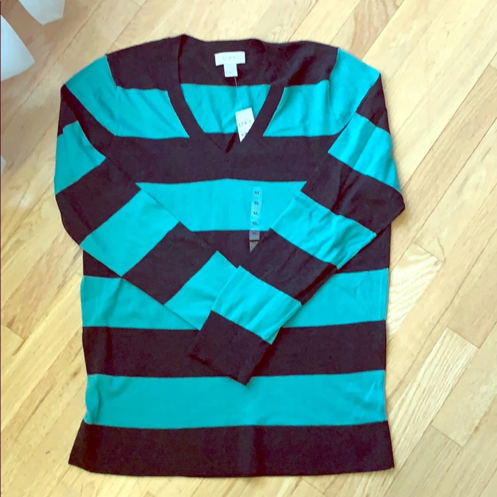NWT, stripped 100% cotton knit. Lightweight!